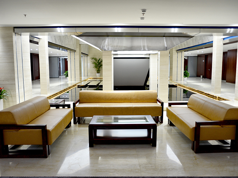 应该怎么选择广东银行家具厂家？